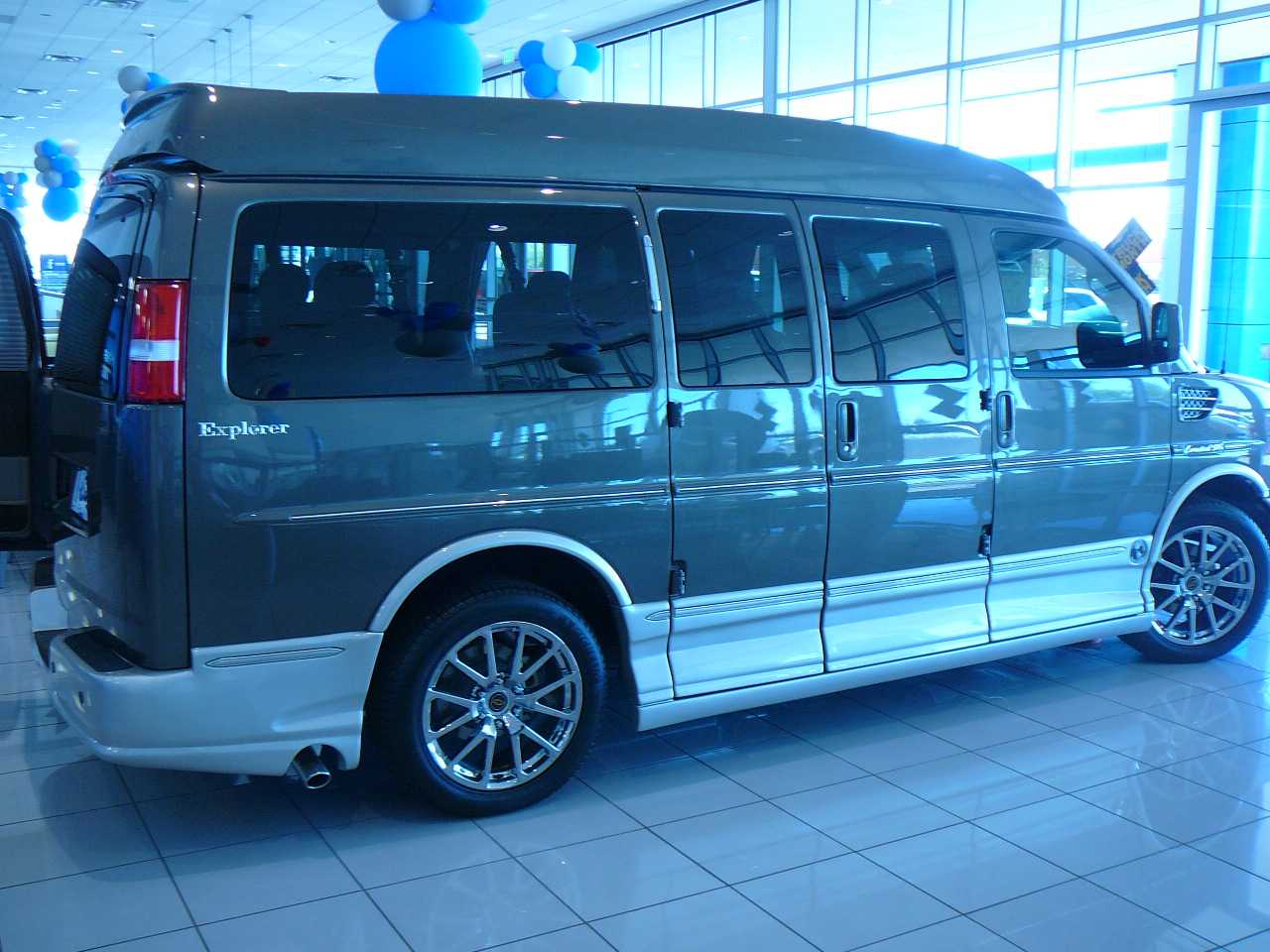 2014 Explorer Van CHEVROLET EXPRESS Brownstone Explorer Van 